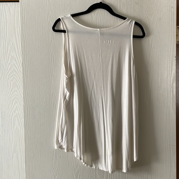 Nice Tank Top - Picture 2 of 4